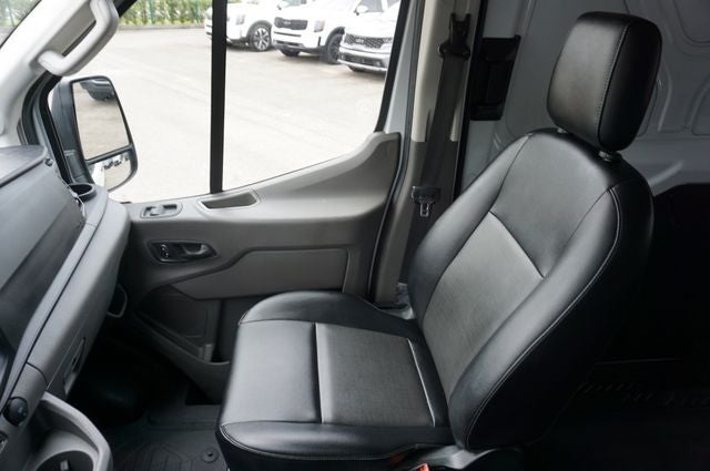 2024 Ford Transit-250 148 WB Medium Roof Cargo
