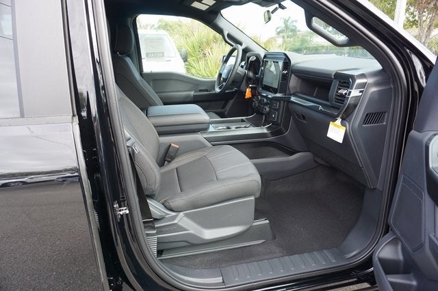 2025 Ford F-150 STX®