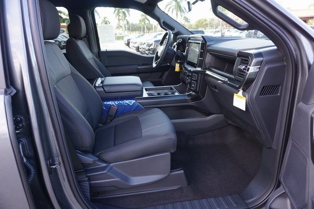 2025 Ford F-150 STX®