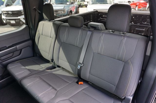 2025 Ford F-150 Base