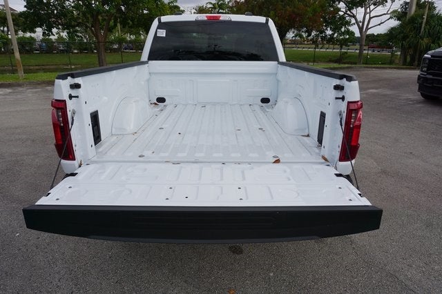 2025 Ford F-150 Base