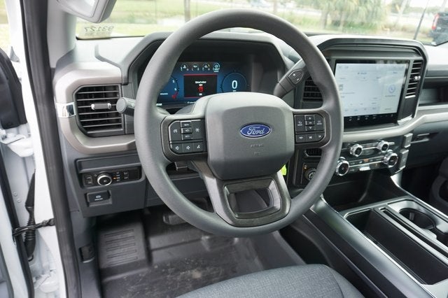 2025 Ford F-150 Base