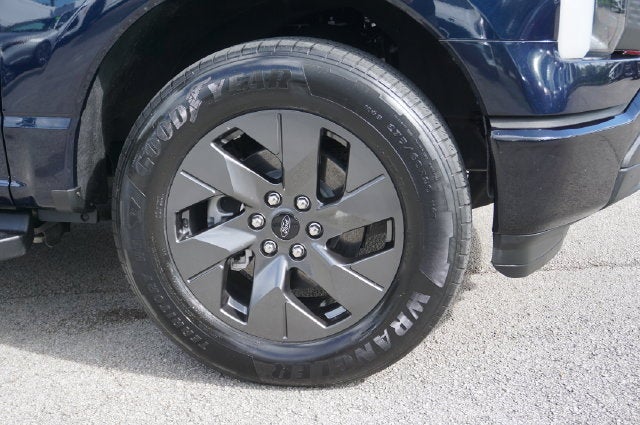 2024 Ford F-150 Lightning XLT