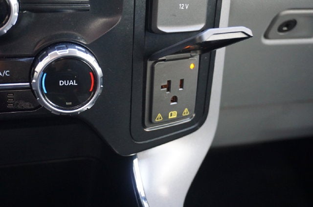 2024 Ford F-150 Lightning XLT