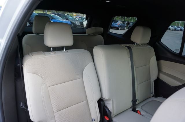 2022 Chevrolet Traverse LS w/1LS