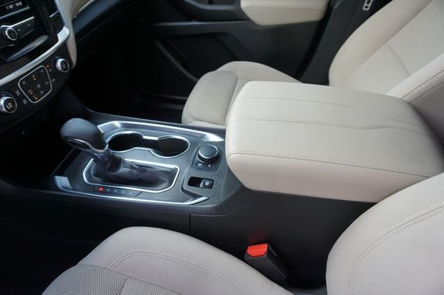 2022 Chevrolet Traverse LS w/1LS
