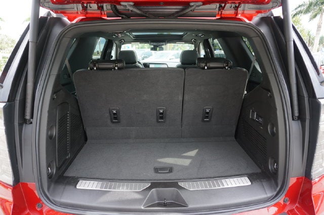 2025 Chevrolet Tahoe RST