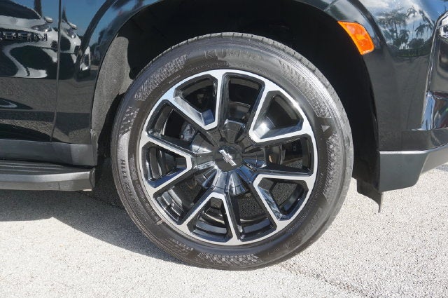 2023 Chevrolet Suburban RST