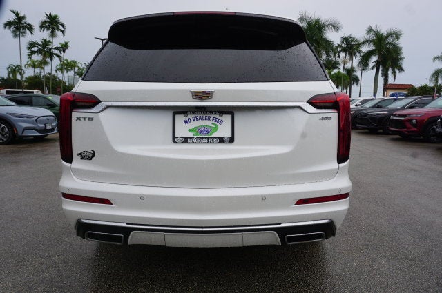 2022 Cadillac XT6 Premium Luxury