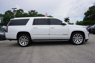 2019 Cadillac Escalade ESV Luxury