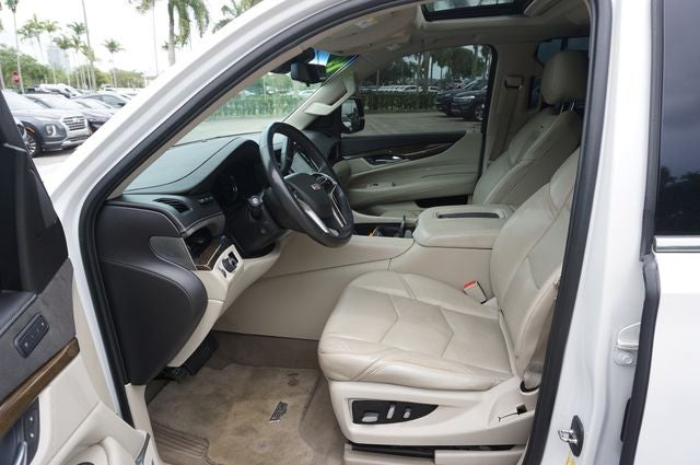 2019 Cadillac Escalade ESV Luxury