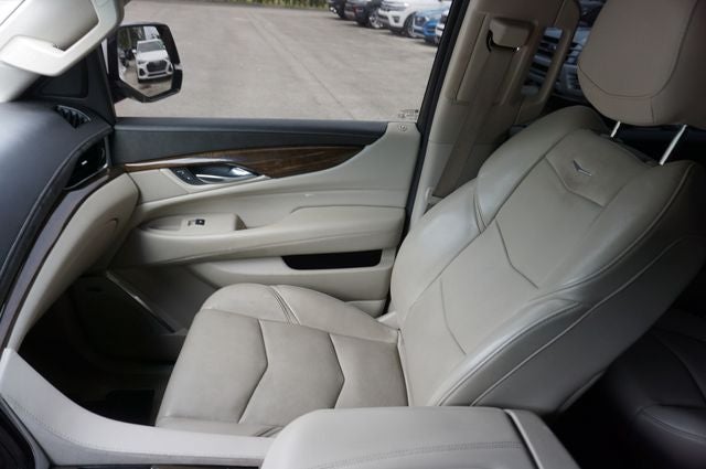 2019 Cadillac Escalade ESV Luxury