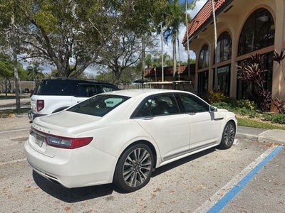 2017 Lincoln Continental Base