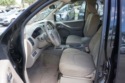 2016 Nissan Frontier SV