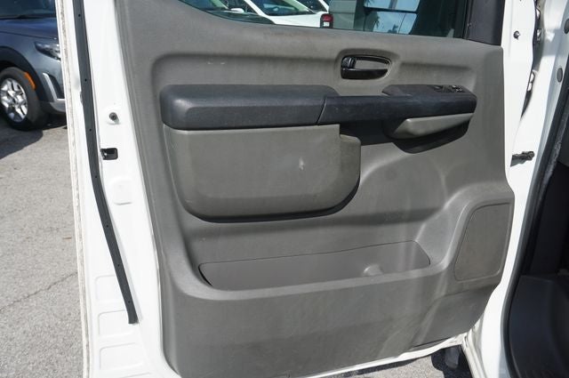 2019 Nissan NV2500 HD Base