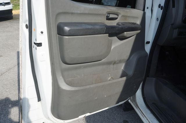 2018 Nissan NV2500 HD Base