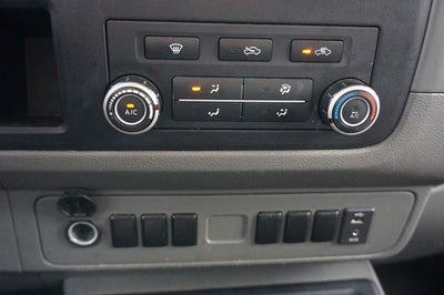 2018 Nissan NV2500 HD Base