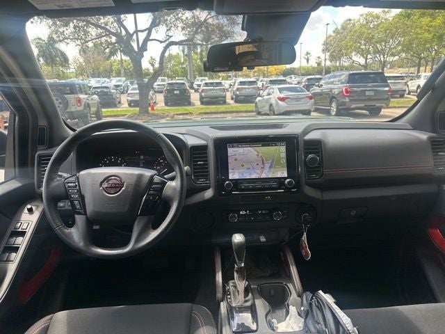 2023 Nissan Frontier Base