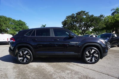 2024 Volkswagen Atlas Cross Sport 2.0T SE w/ Technology
