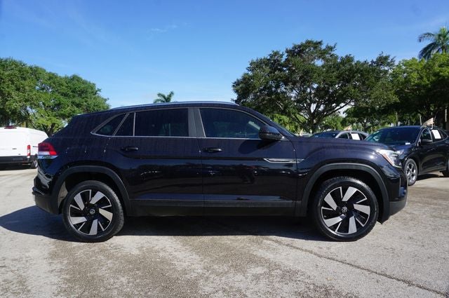 2024 Volkswagen Atlas Cross Sport 2.0T SE w/ Technology