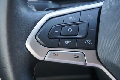2024 Volkswagen Atlas Cross Sport 2.0T SE w/ Technology