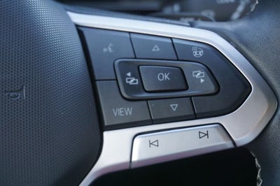 2024 Volkswagen Atlas Cross Sport 2.0T SE w/ Technology