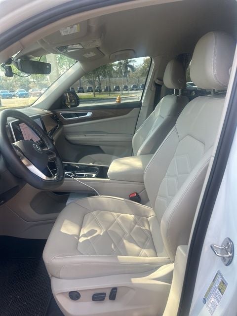 2024 Volkswagen Atlas Base