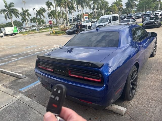 2021 Dodge Challenger Base