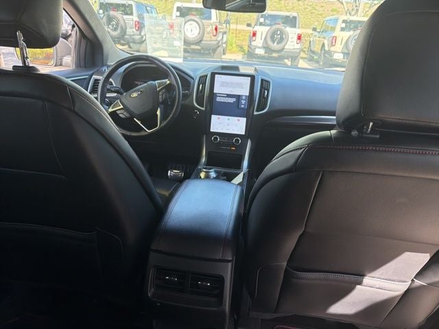 2024 Ford Edge Base