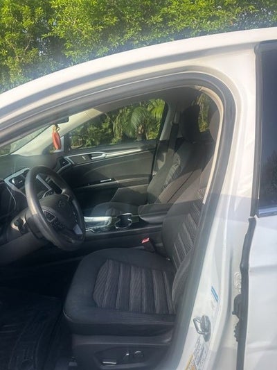 2016 Ford Fusion Base