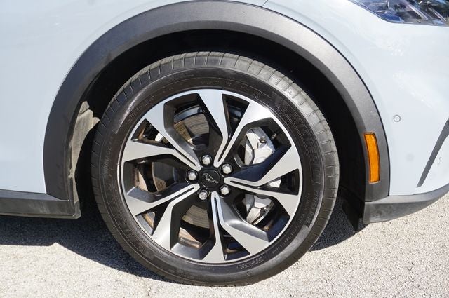 2024 Ford Mustang Mach-E Select