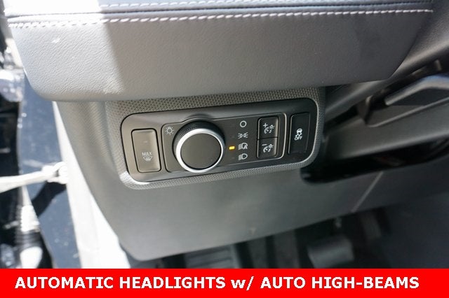 2025 Ford Mustang Mach-E Base