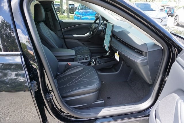 2025 Ford Mustang Mach-E Base