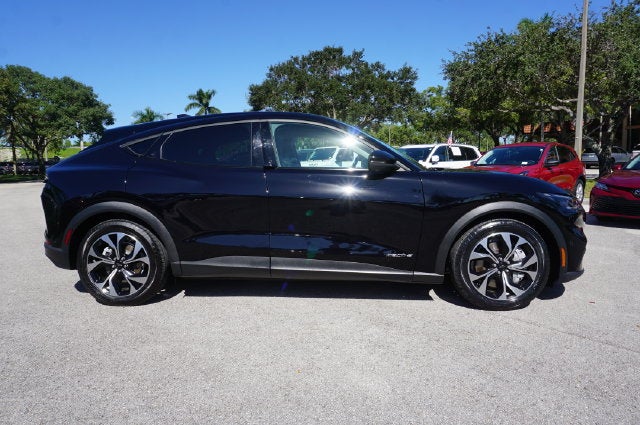 2024 Ford Mustang Mach-E Select