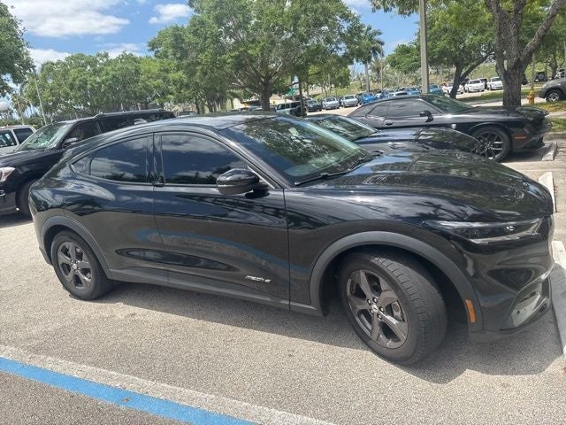 2022 Ford Mustang Mach-E Base