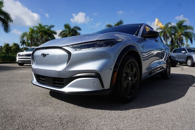 2022 Ford Mustang Mach-E California Route 1