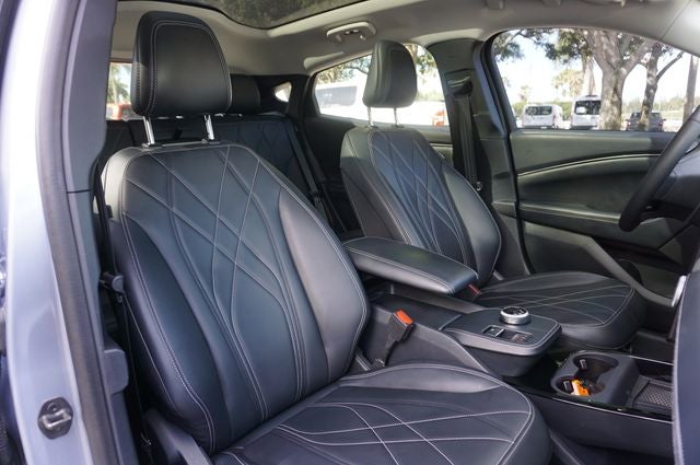 2022 Ford Mustang Mach-E California Route 1