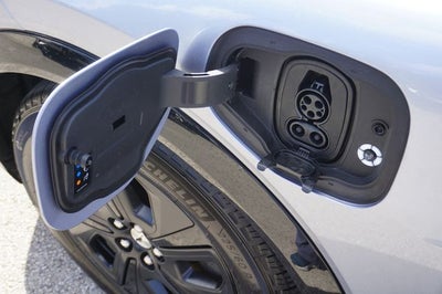 2022 Ford Mustang Mach-E California Route 1