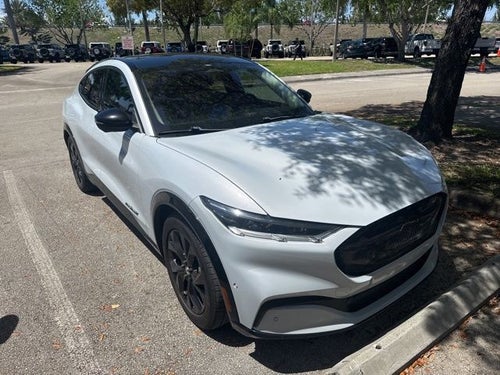 2022 Ford Mustang Mach-E California Route 1