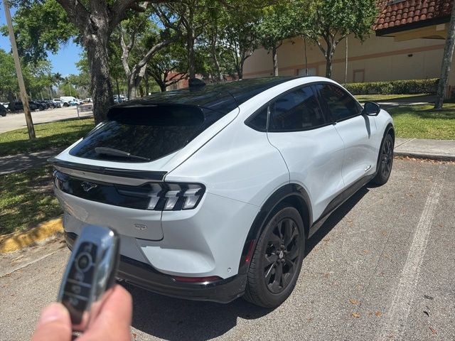 2022 Ford Mustang Mach-E California Route 1