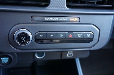 2026 Ford Maverick Base