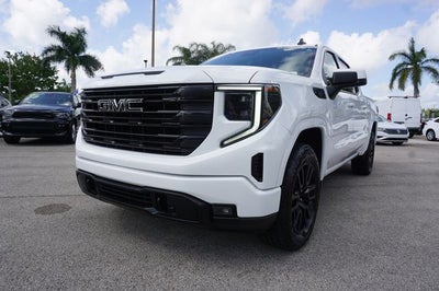 2025 GMC Sierra 1500 Elevation