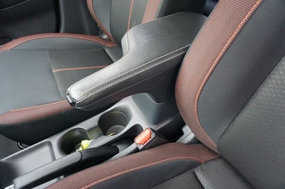 2021 Nissan Versa 1.6 SR