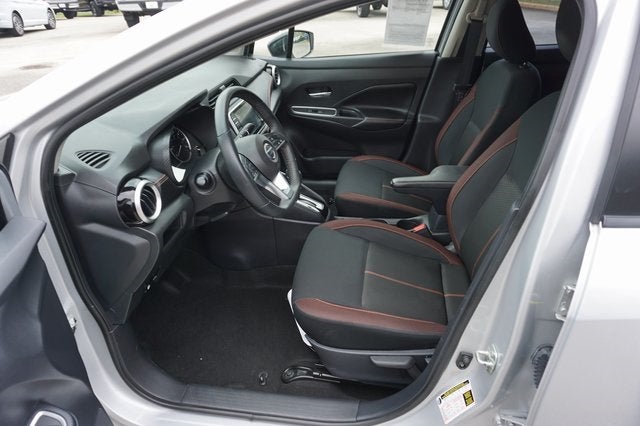 2021 Nissan Versa 1.6 SR