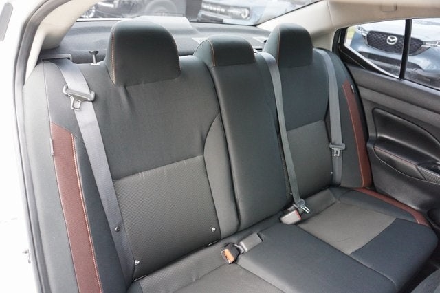 2021 Nissan Versa 1.6 SR