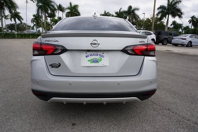 2021 Nissan Versa 1.6 SR