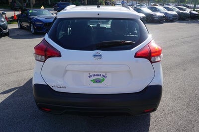2019 Nissan Kicks S