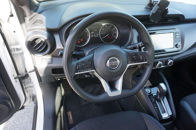 2019 Nissan Kicks S
