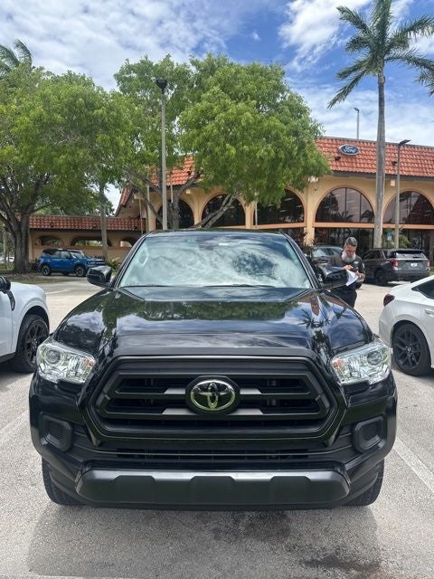 2022 Toyota Tacoma Base