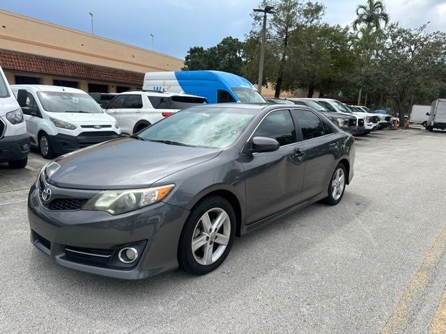 2014 Toyota Camry SE